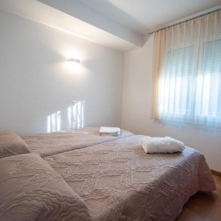 Apartamento Primera Linea De Mar L'Ampolla Ngoại thất bức ảnh